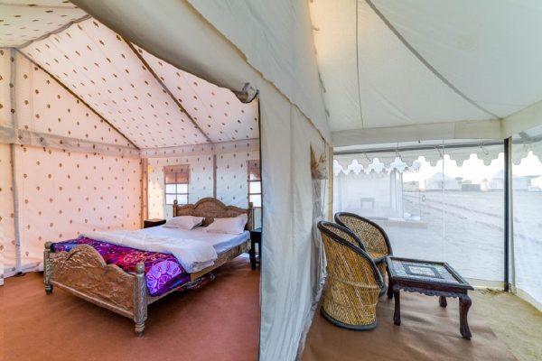 Deluxe Swiss Tent (4)